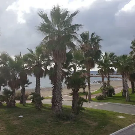 Quattro Stelle Al Porto Civitavecchia